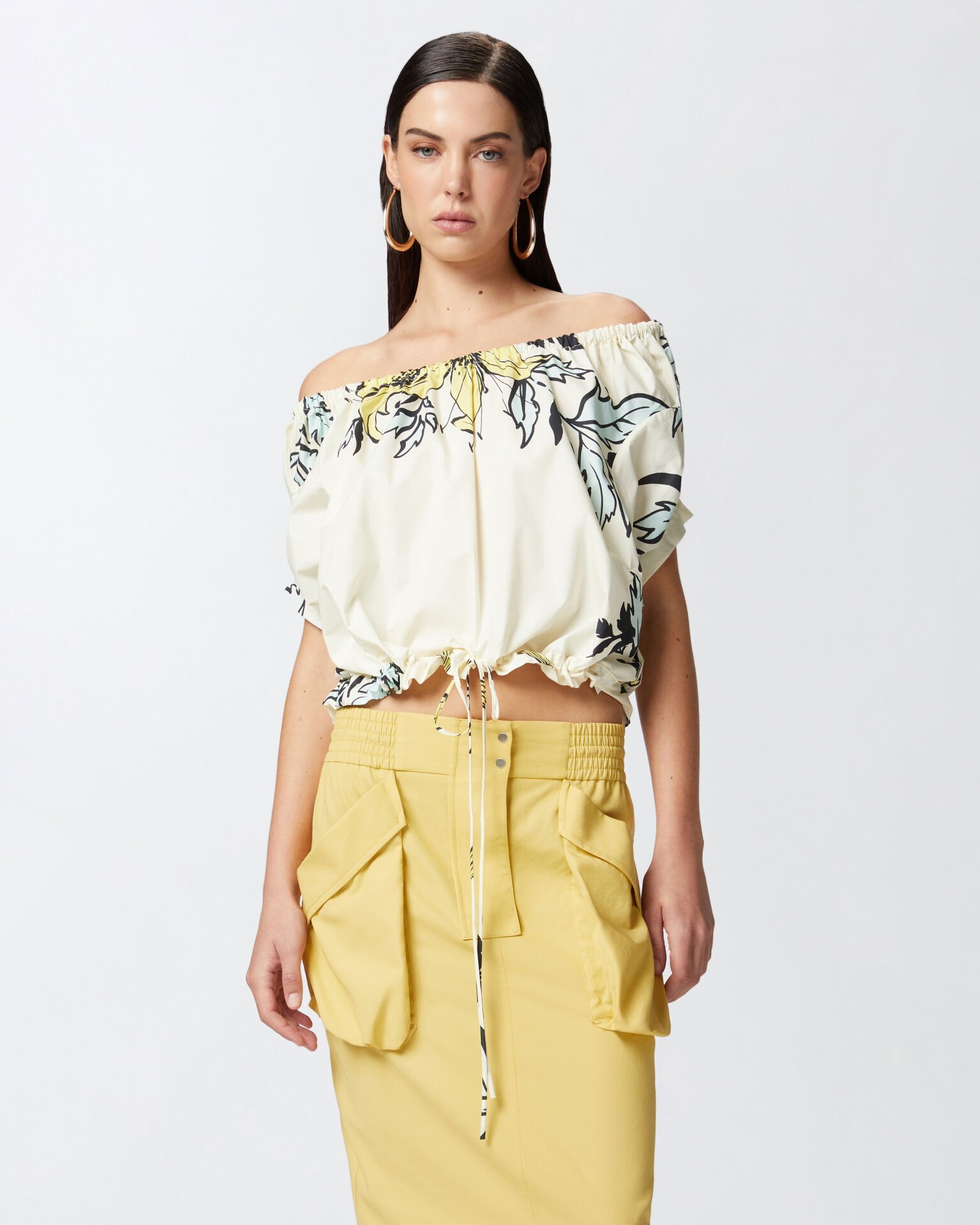 Omuzları Açık Floral Poplin Bluz
